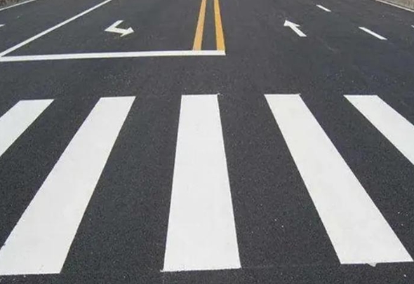 双组分道路标线涂料和热熔型道路标线涂料哪个成本更高？